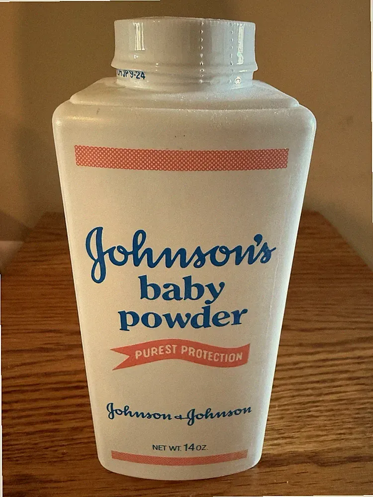Johnson's Baby Body Powder Purest Protection 14 oz Soothing Moisture Absorbing