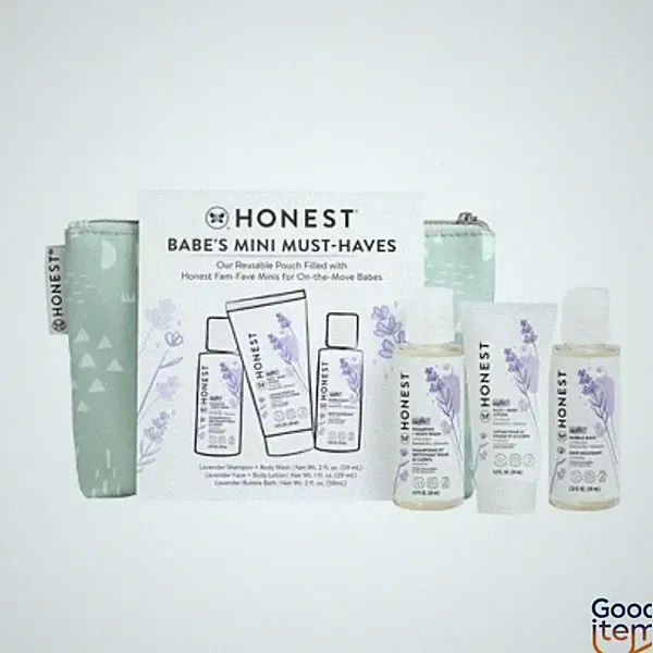The Honest Company Babe's Mini Must-Haves Gift Set: Moisturizing, Calming, T